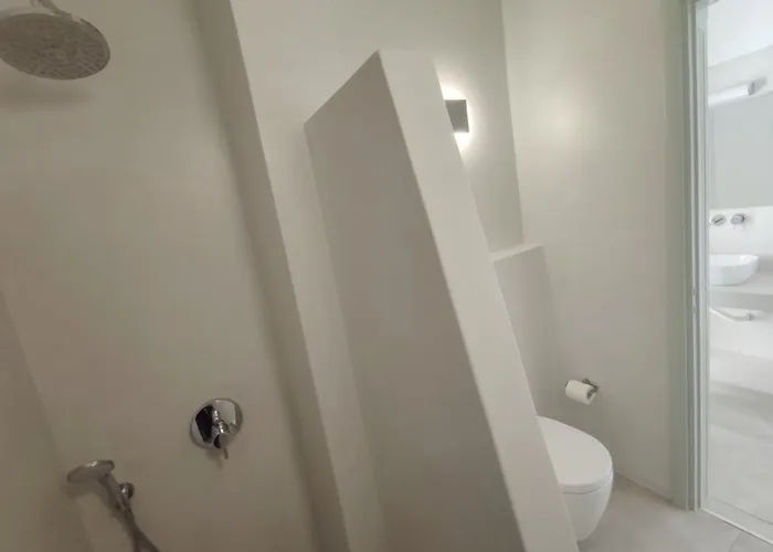 Perissa Dreams Hotel