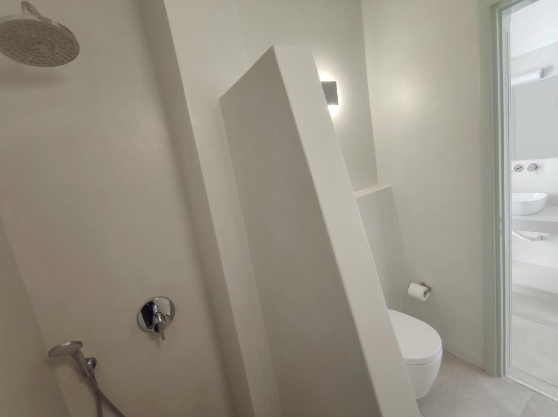 Dream Hotel Perissa (Santorini)